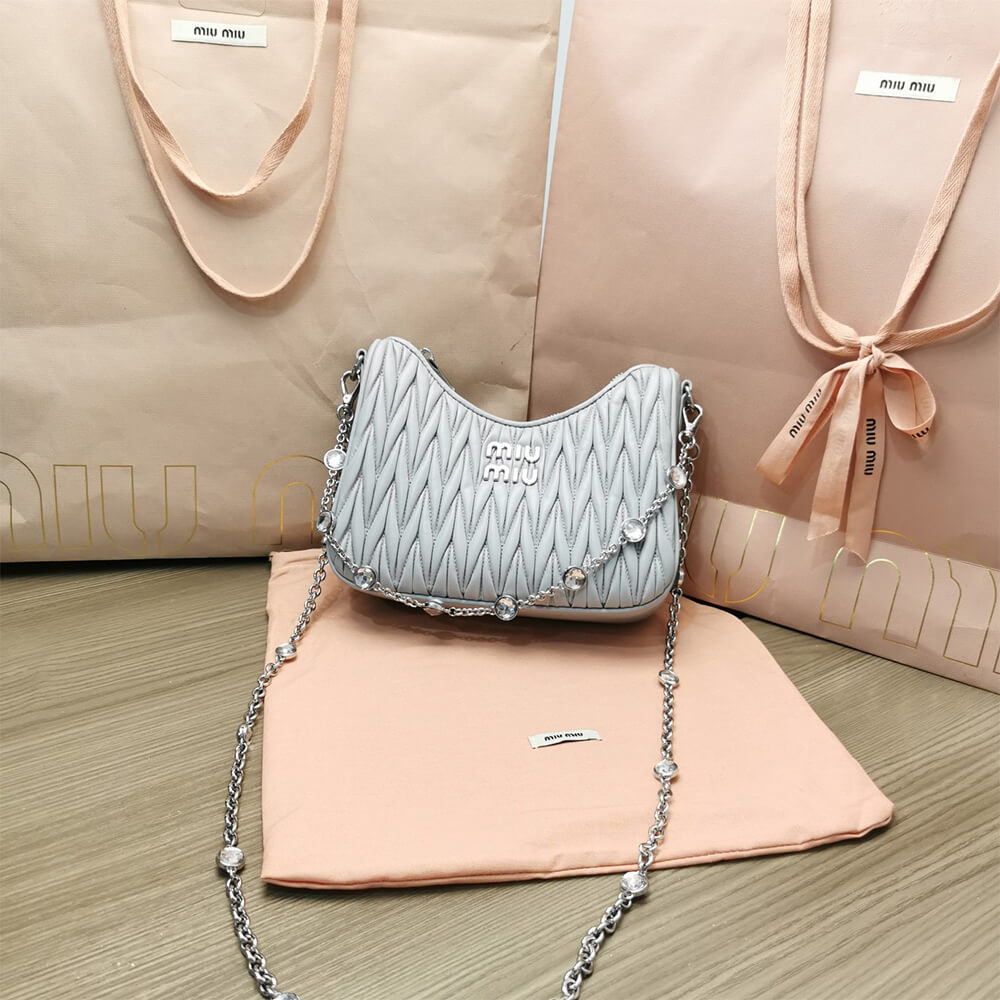 Matelasse nappa leather shoulder bag