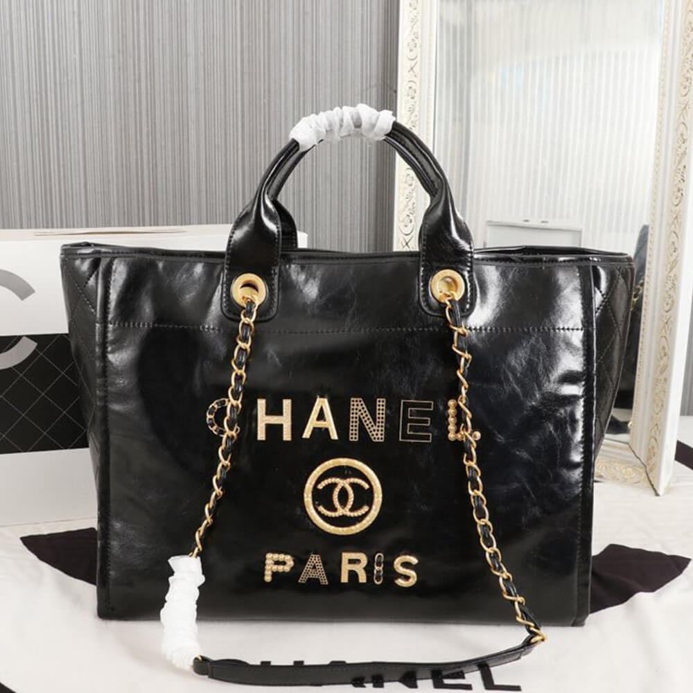 CHANEL LARGE DEAUVILLE TOTE