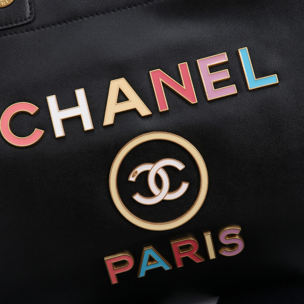 CHANEL LARGE DEAUVILLE TOTE