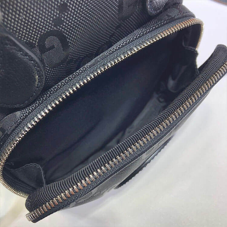 G*u*i off the grid shoulder bag