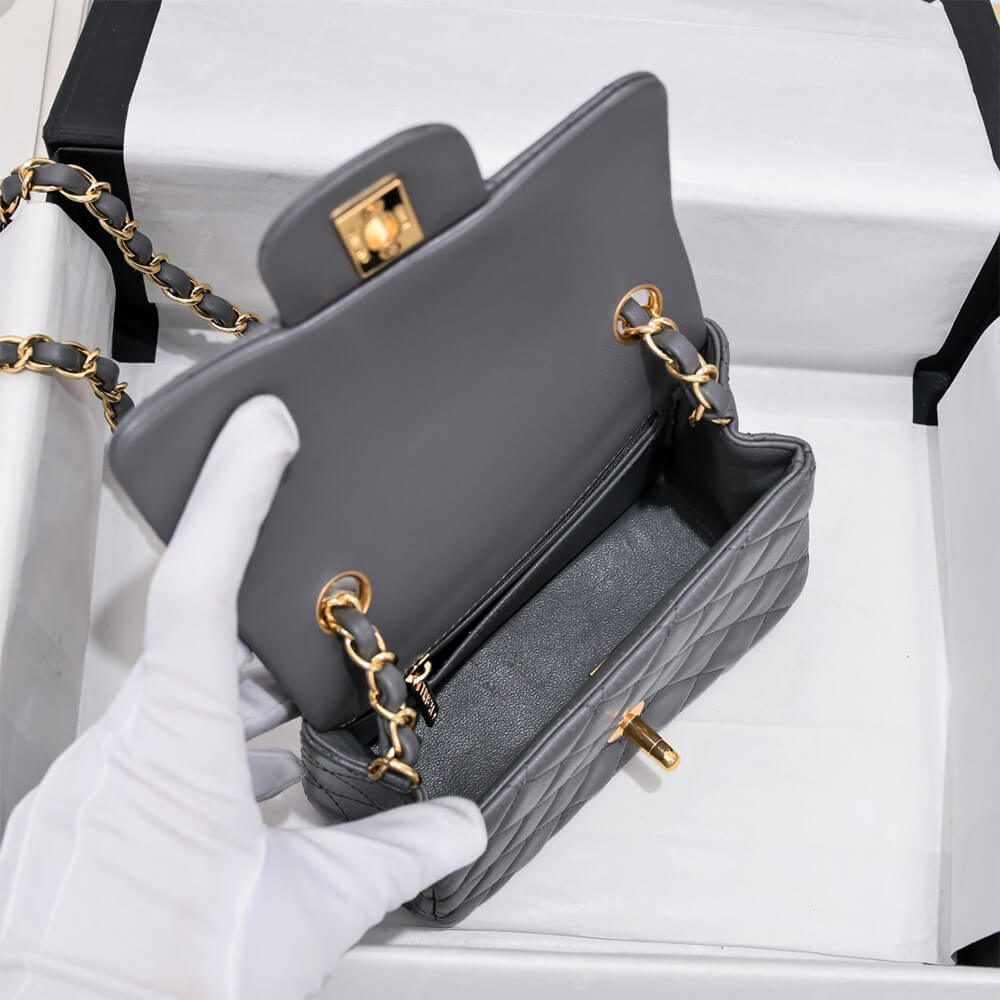 Chanel MINI FLAP BAG