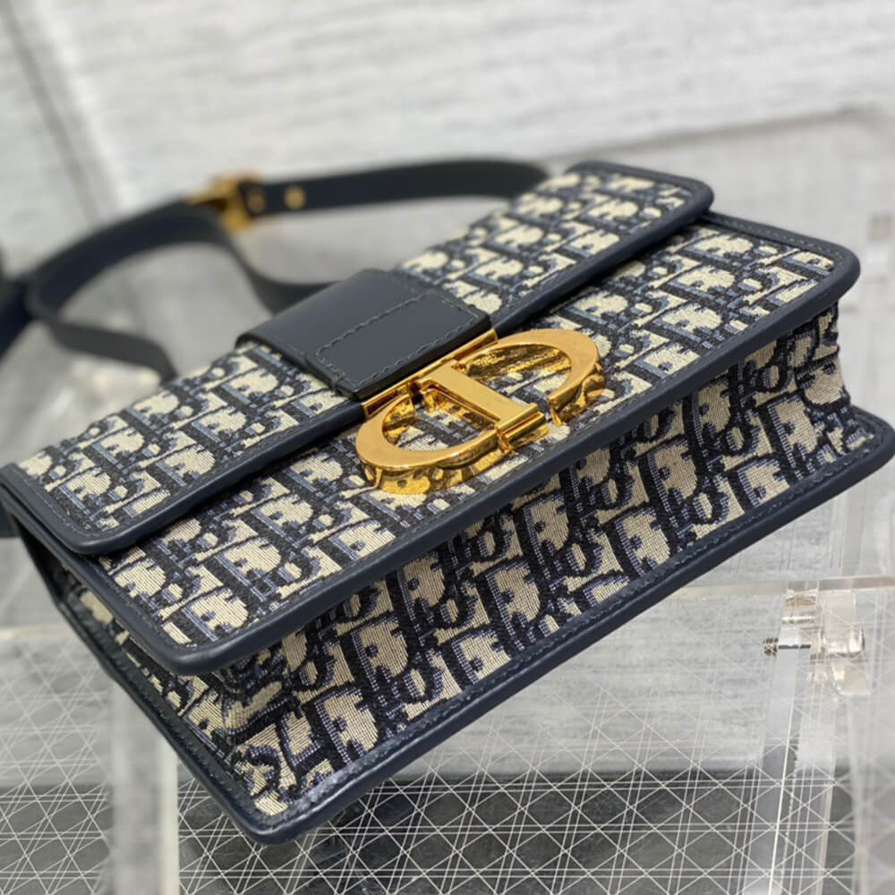 30 MONTAIGNE BAG
