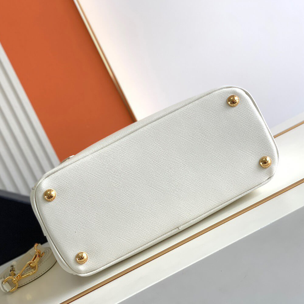 Medium Prada Galleria Saffiano leather bag
