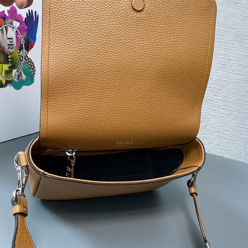 Prada Leather shoulder bag(high-end grade)