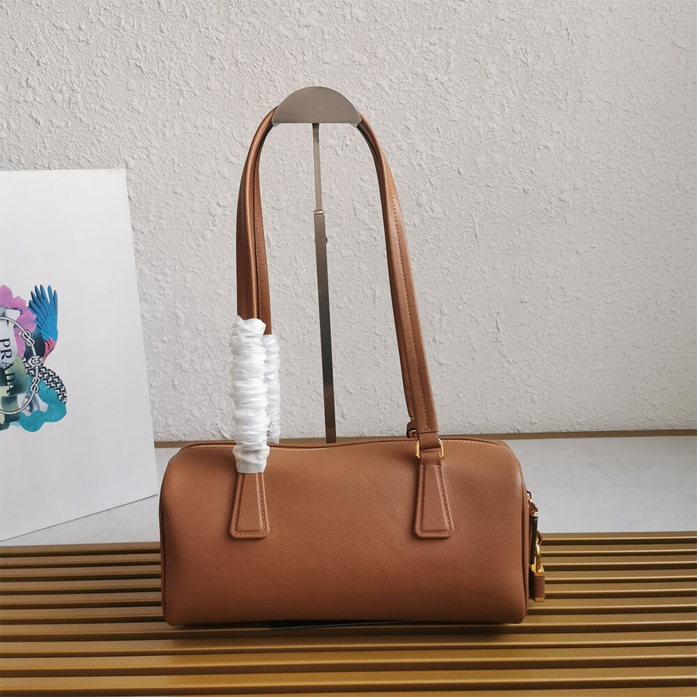 Prada Medium leather top-handle bag with padlock(high-end grade)