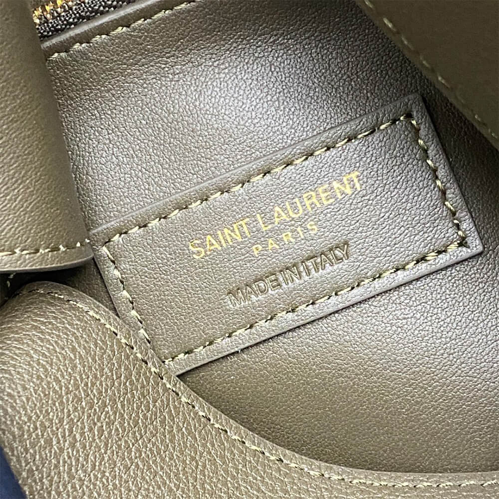 YSL le 5 a 7 supple small
