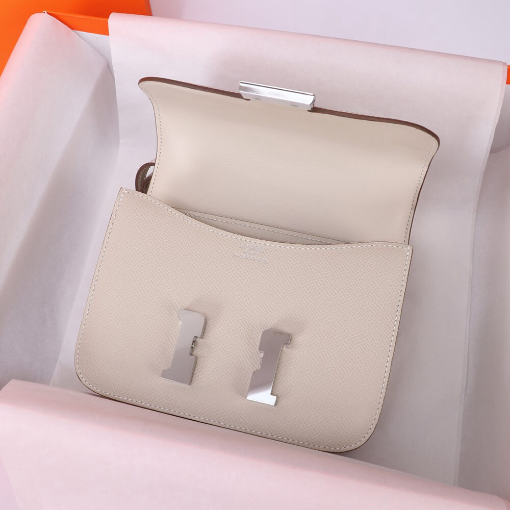 Hermes Constance 18